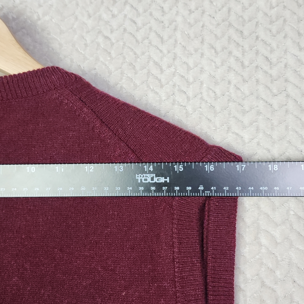 Vintage LL Bean 100% Lambswool Maroon Sweater Vest Made in Scotland Mens L Tall - Picture 8 of 9